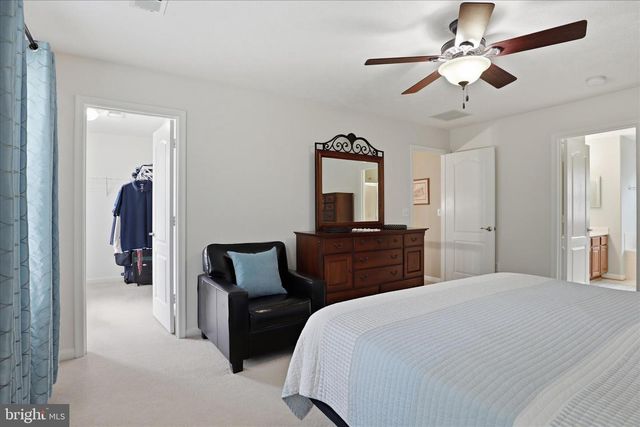 265 FOX CHASE ST, Warrenton, VA 20186