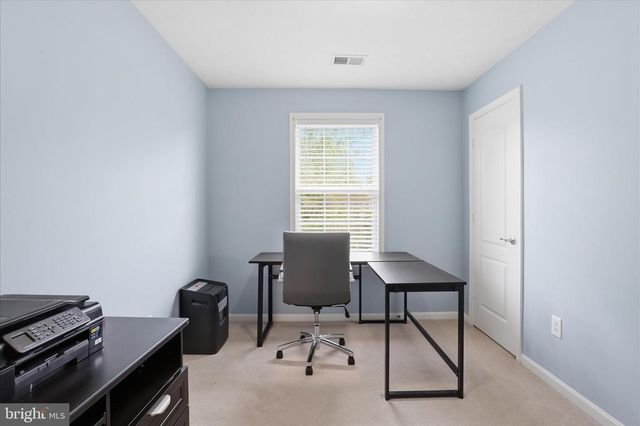 265 FOX CHASE ST, Warrenton, VA 20186