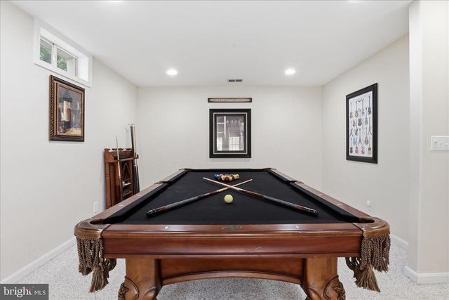 265 FOX CHASE ST, Warrenton, VA 20186