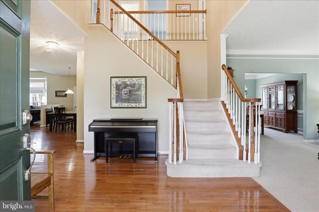 265 FOX CHASE ST, Warrenton, VA 20186