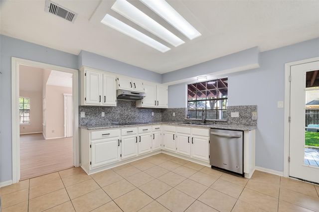 814 Heathgate Drive, Houston, TX 77062