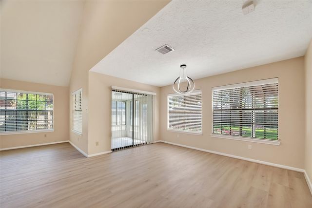 814 Heathgate Drive, Houston, TX 77062