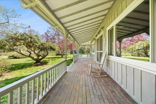 173 N Worcester St, Norton, MA 02766