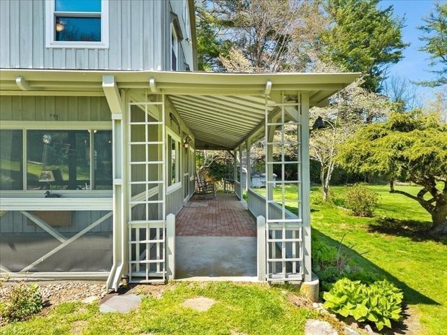 173 N Worcester St, Norton, MA 02766