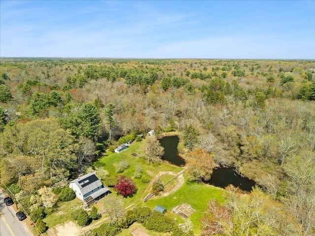 173 N Worcester St, Norton, MA 02766