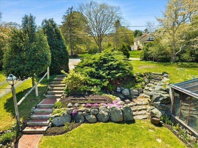 173 N Worcester St, Norton, MA 02766