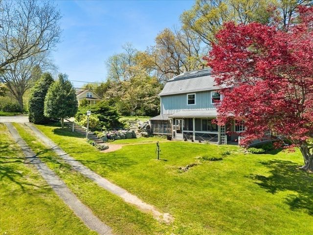 173 N Worcester St, Norton, MA 02766