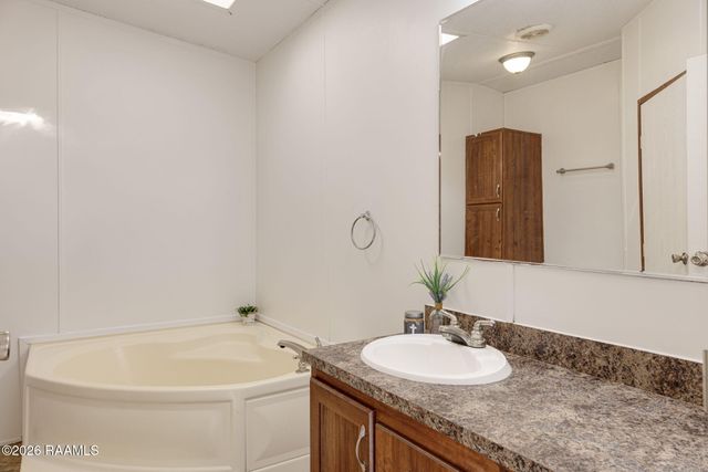 226 Blanco Drive, Youngsville, LA 70592