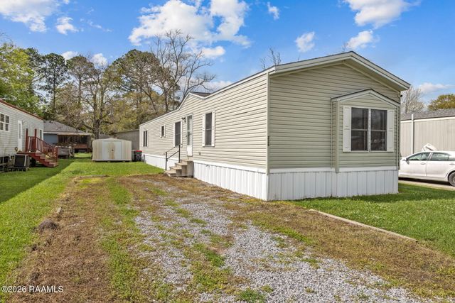 226 Blanco Drive, Youngsville, LA 70592