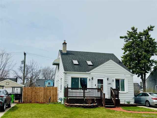 25641 Chalmers Street, Roseville, MI 48066