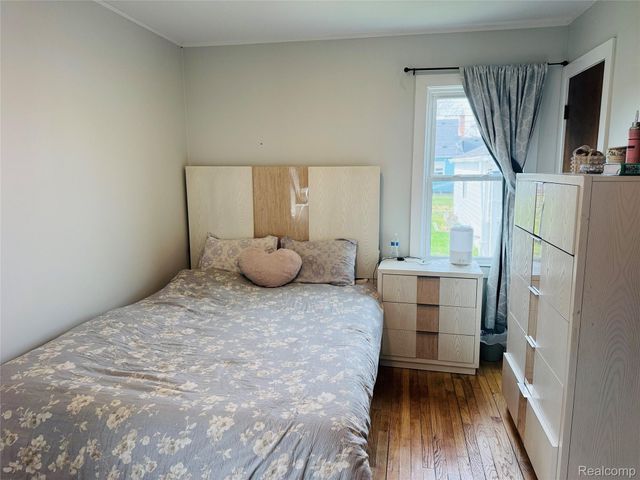 25641 Chalmers Street, Roseville, MI 48066