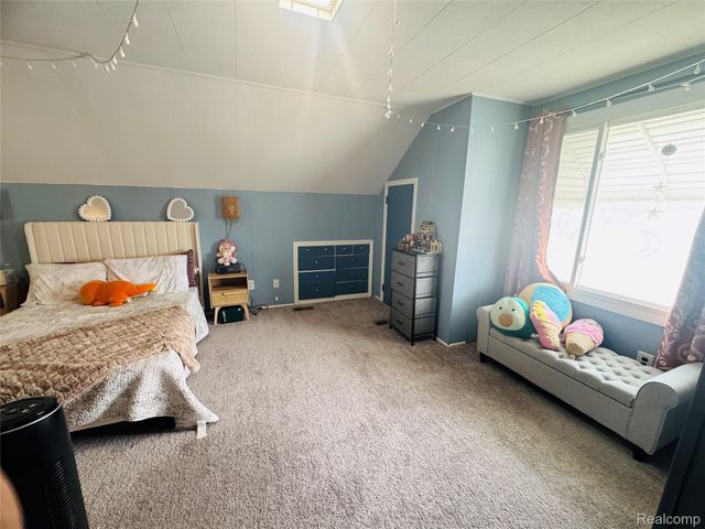 25641 Chalmers Street, Roseville, MI 48066