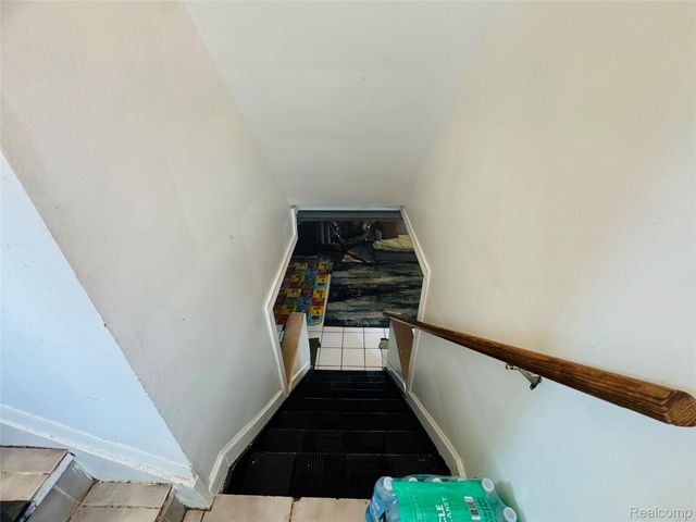 25641 Chalmers Street, Roseville, MI 48066