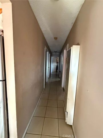 8904 Bandera, Los Angeles, CA 90002