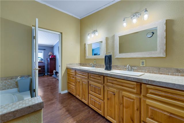 200 W County Road 418, Premont, TX 78375