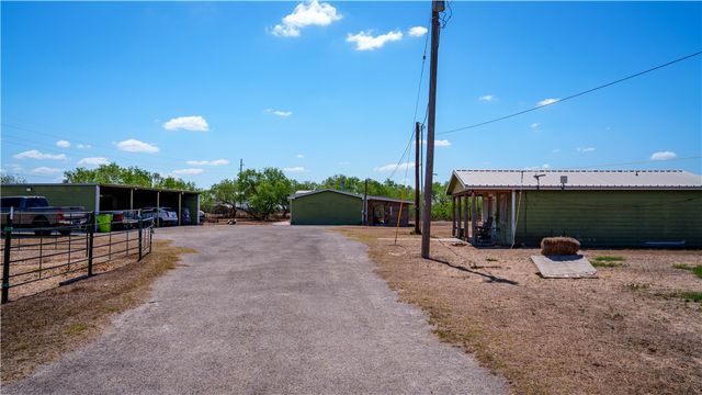 200 W County Road 418, Premont, TX 78375
