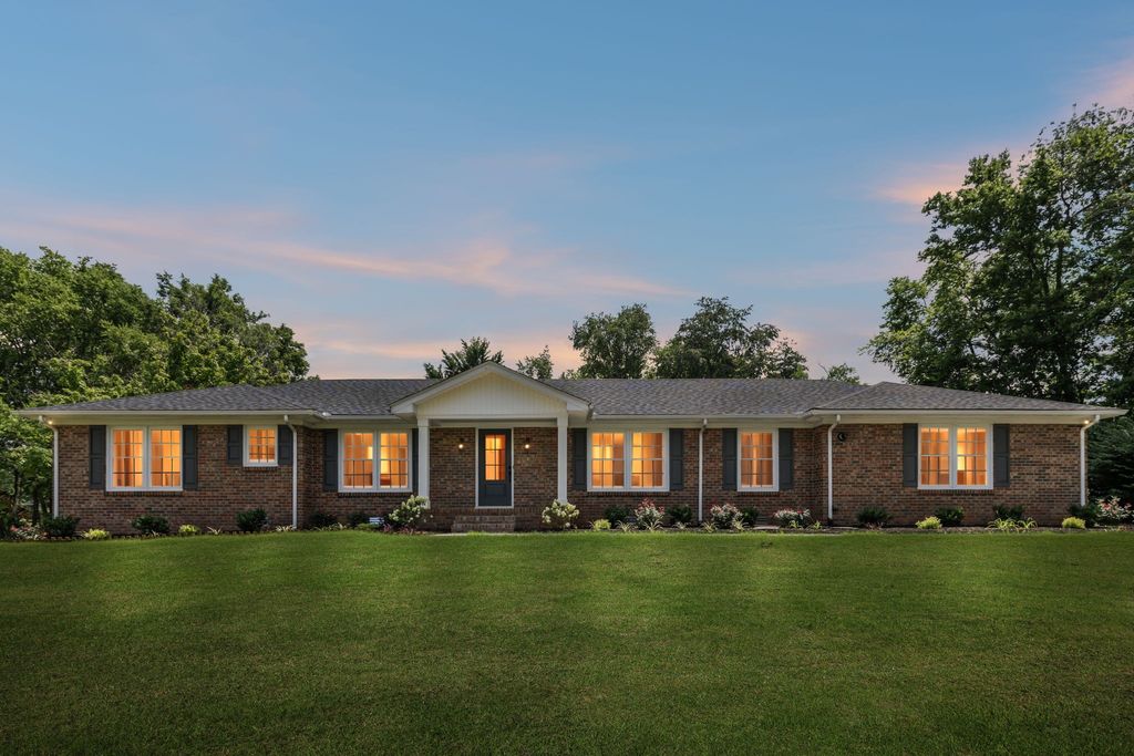 1061 Alford Rd, Murfreesboro, TN 37129