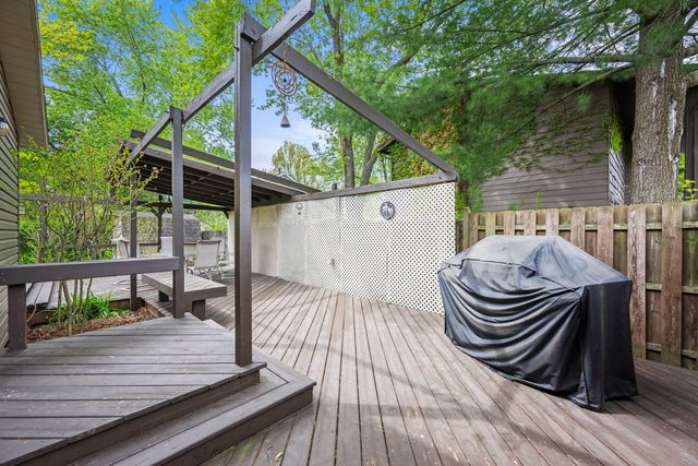 107 E Home Avenue, Palatine, IL 60067