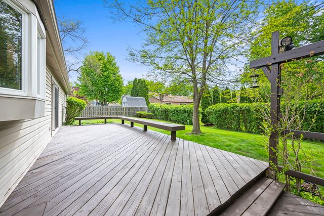107 E Home Avenue, Palatine, IL 60067