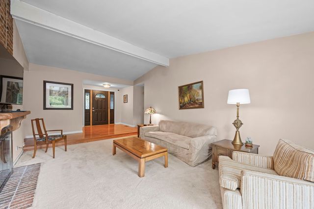 107 E Home Avenue, Palatine, IL 60067