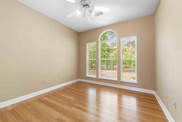 2 Plantation Drive East, Heber Springs, AR 72543