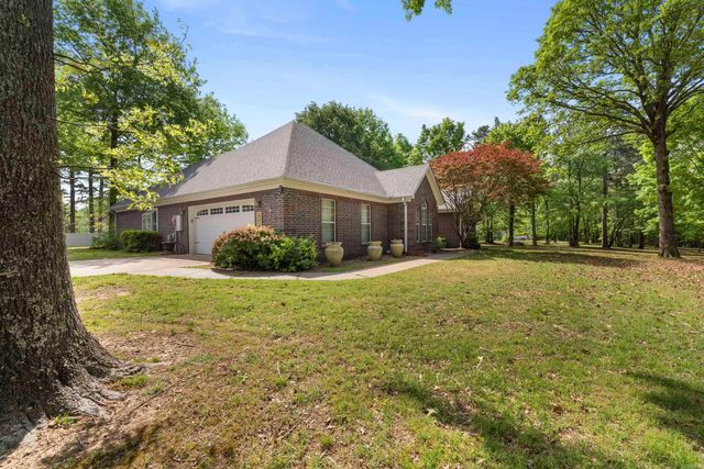 2 Plantation Drive East, Heber Springs, AR 72543