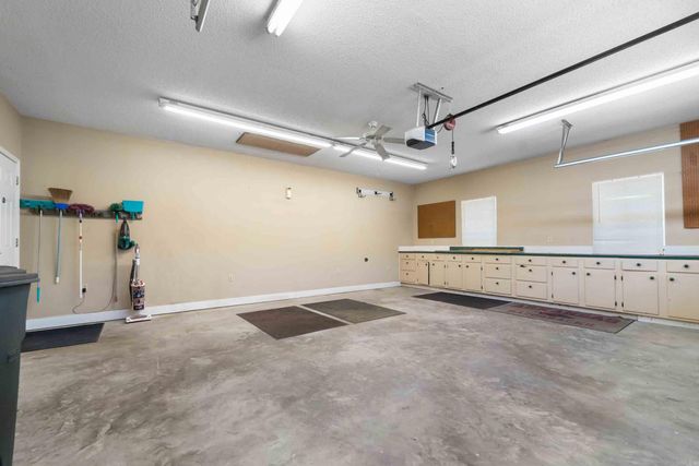 2 Plantation Drive East, Heber Springs, AR 72543