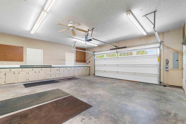 2 Plantation Drive East, Heber Springs, AR 72543