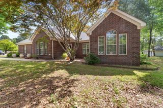 2 Plantation Drive East, Heber Springs, AR 72543