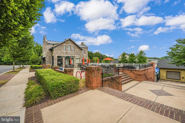 320 PEPPERIDGE DR, Stafford, VA 22554