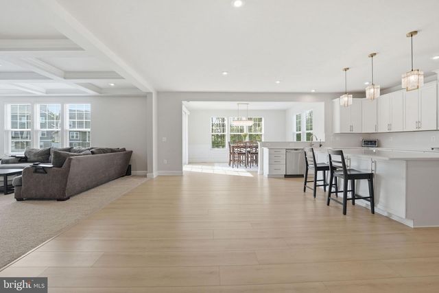 320 PEPPERIDGE DR, Stafford, VA 22554