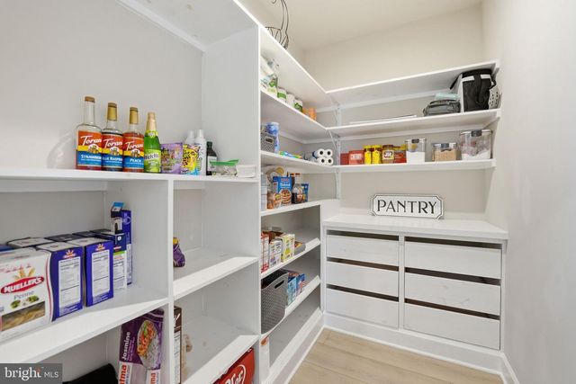 320 PEPPERIDGE DR, Stafford, VA 22554