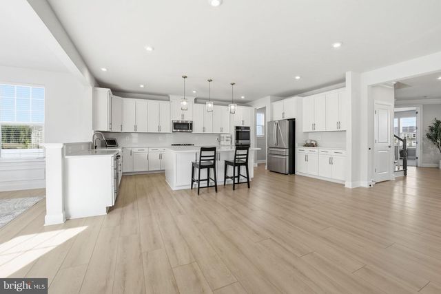 320 PEPPERIDGE DR, Stafford, VA 22554