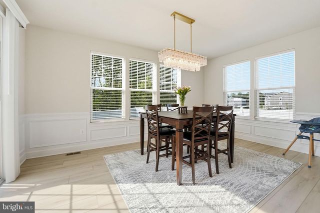 320 PEPPERIDGE DR, Stafford, VA 22554