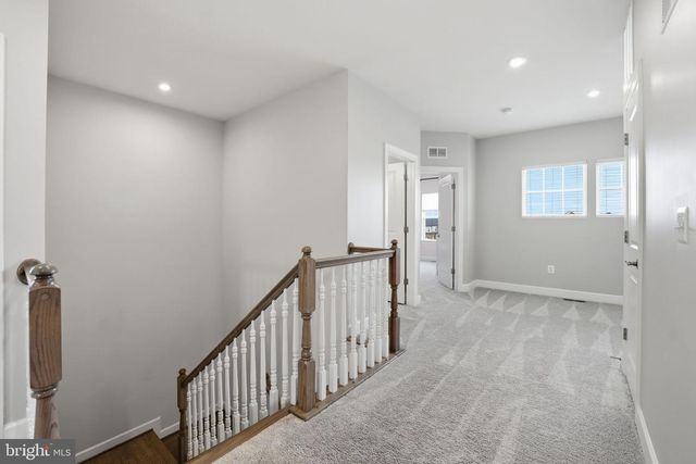 320 PEPPERIDGE DR, Stafford, VA 22554