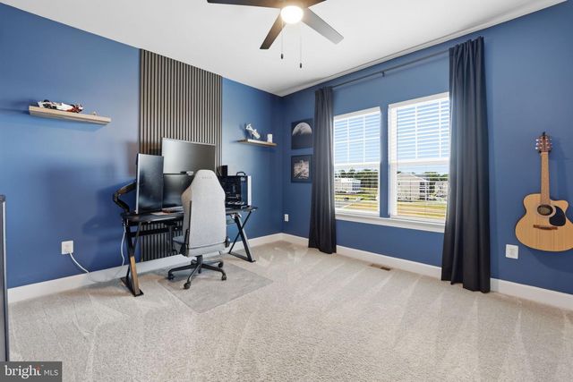 320 PEPPERIDGE DR, Stafford, VA 22554