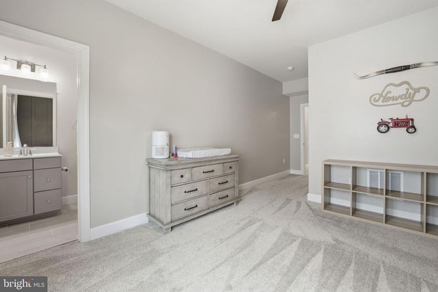 320 PEPPERIDGE DR, Stafford, VA 22554