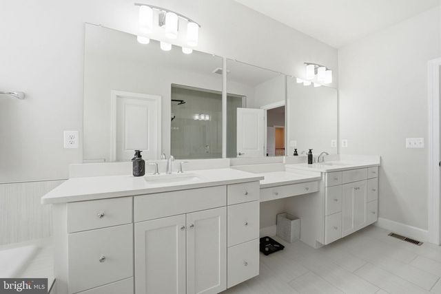 320 PEPPERIDGE DR, Stafford, VA 22554