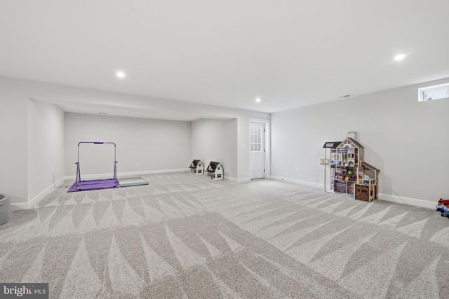 320 PEPPERIDGE DR, Stafford, VA 22554