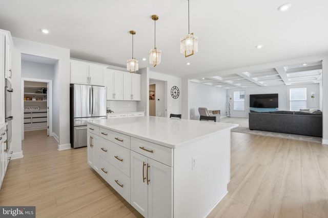 320 PEPPERIDGE DR, Stafford, VA 22554