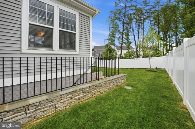 320 PEPPERIDGE DR, Stafford, VA 22554