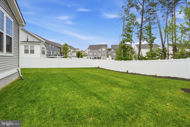 320 PEPPERIDGE DR, Stafford, VA 22554