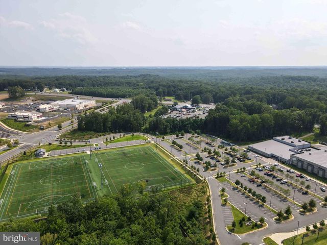 320 PEPPERIDGE DR, Stafford, VA 22554