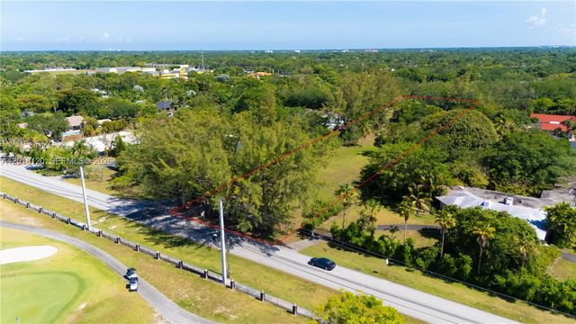 9840 SW 104th St, Miami, FL 33176