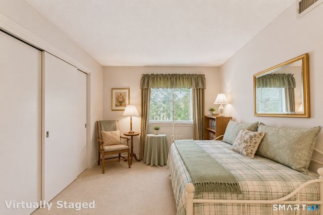 14 Heritage Circle B, Southbury, CT 06488