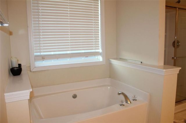 951 Rock Elm Drive, Auburn, GA 30011