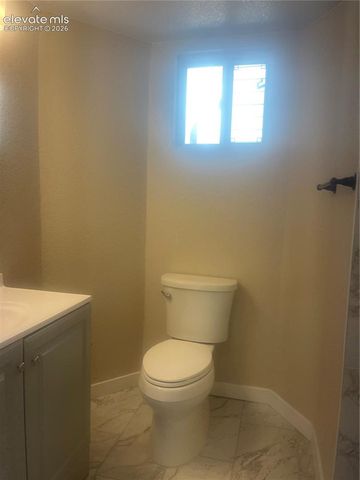 2402 W Uintah Street, Colorado Springs, CO 80904