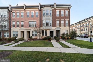 852 REGENTS SQ #343, Oxon Hill, MD 20745