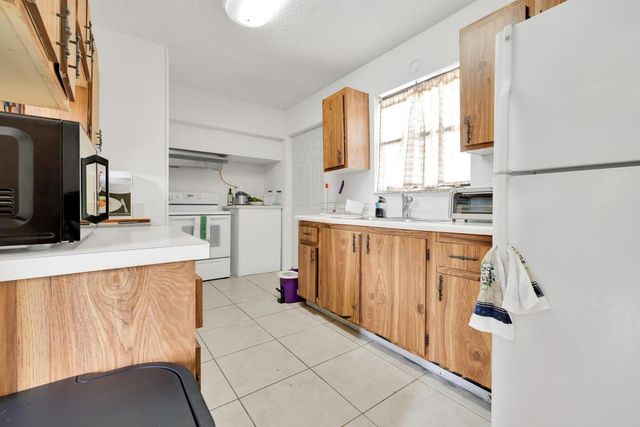 3774 92nd Lane N, West Palm Beach, FL 33403