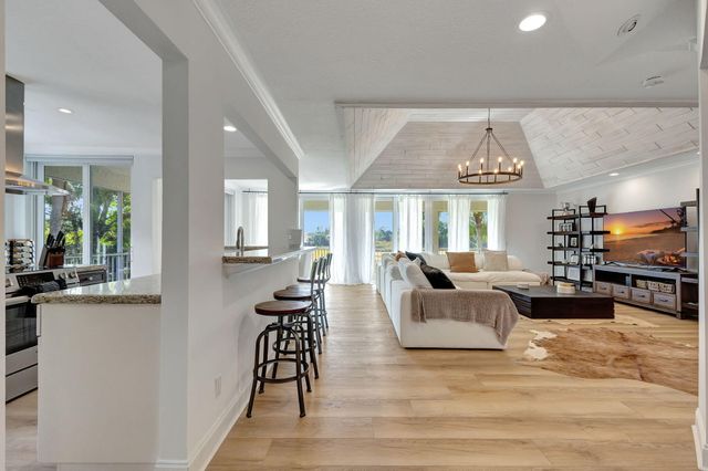 11839 PEBBLEWOOD Drive, Wellington, FL 33414